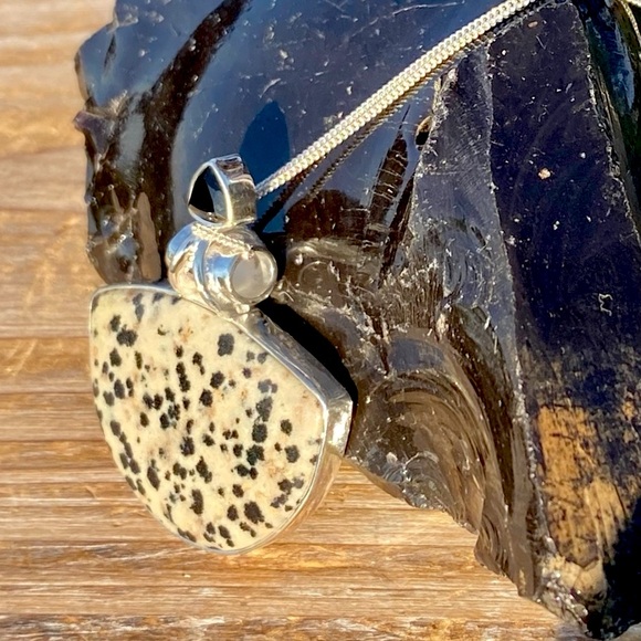 Dalmatian Jasper & Onyx Necklace - Picture 9 of 16